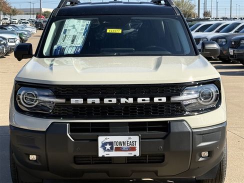 New 2025 Ford Bronco Sport Outer Banks w/ Outer Banks Tech Package+ image 30