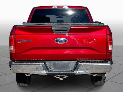 Used 2017 Ford F150 XLT w/ Trailer Tow Package image 4