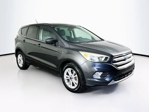 Used 2017 Ford Escape SE FWD image 24