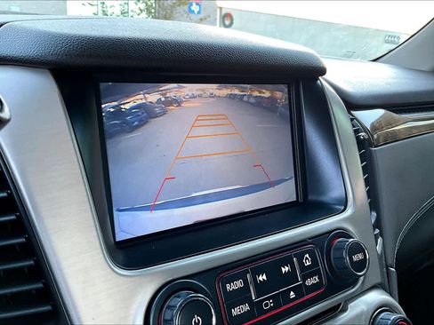 Used 2016 GMC Yukon Denali image 30