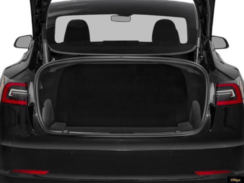 Used 2022 Tesla Model 3 RWD image 9