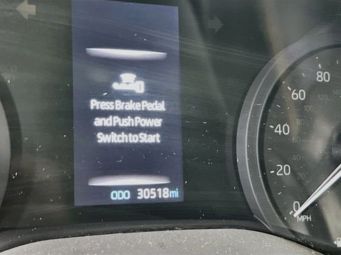 Used 2023 Toyota Sienna XLE FWD image 12