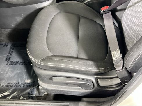 Used 2018 Kia Soul + FWD image 18