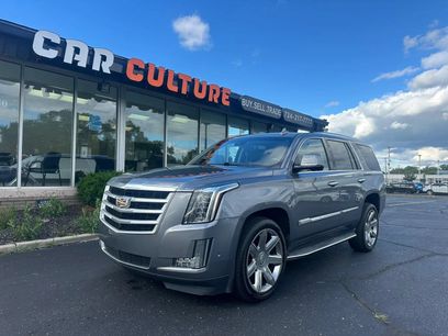 Used 2019 Cadillac Escalade Luxury