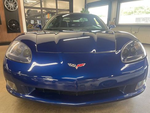 Used 2007 Chevrolet Corvette Convertible w/ Preferred Equipment Group RWD image 21