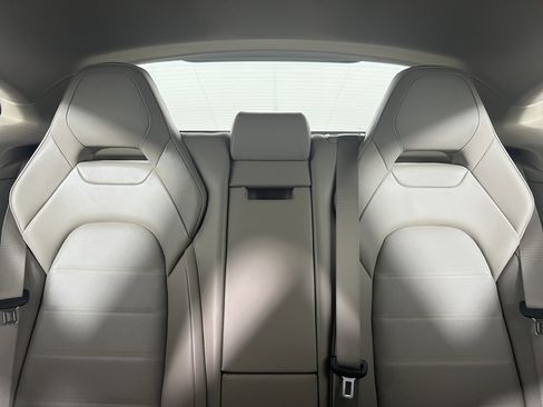 Certified 2026 Porsche Panamera image 16