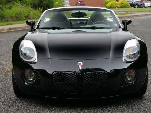 Used 2007 Pontiac Solstice GXP w/ Premium Package RWD image 5