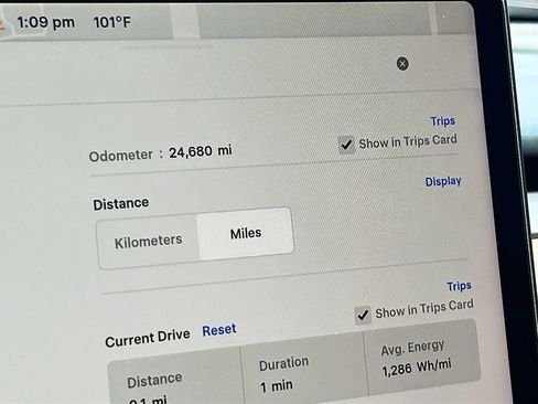 Used 2024 Tesla Model Y Long Range RWD image 12