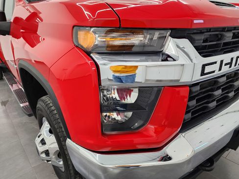 Used 2022 Chevrolet Silverado 3500 LT w/ Convenience Package image 23