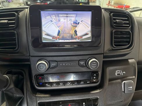 Used 2025 RAM ProMaster 3500 w/ Convenience Group FWD image 16