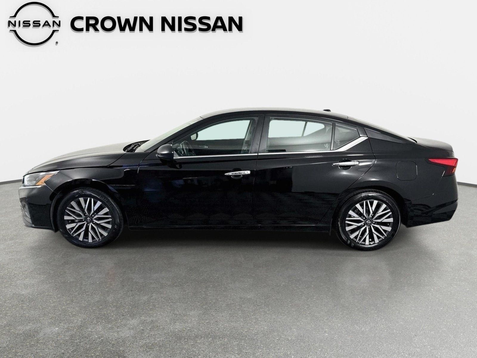 Certified 2025 Nissan Altima 2.5 SV FWD image 8