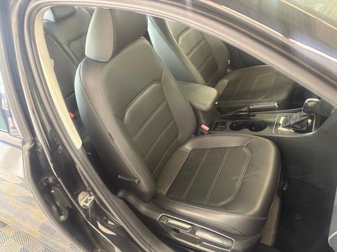 Used 2015 Volkswagen Passat 1.8T Wolfsburg Edition image 18