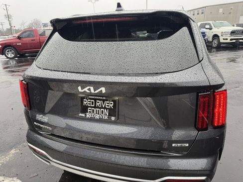 Used 2024 Kia Sorento SX Prestige image 5