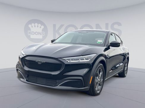 Used 2021 Ford Mustang Mach-E Select image 1
