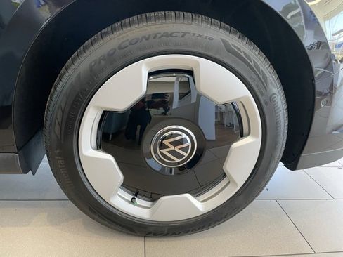 New 2025 Volkswagen ID. Buzz Pro S image 31
