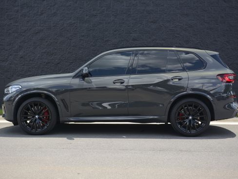 Used 2022 BMW X5 M50i w/ Executive Package AWD/4WD image 2
