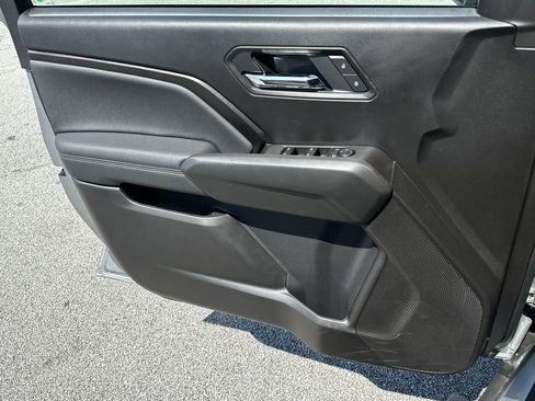 New 2026 GMC Canyon Elevation w/ Convenience Package image 17