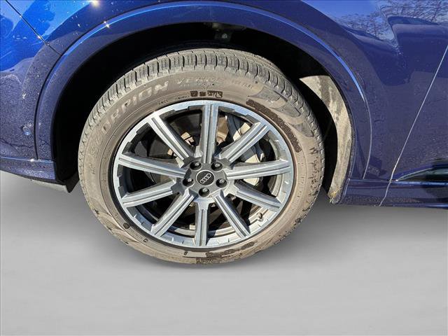 Used 2023 Audi Q7 2.0T Premium Plus AWD/4WD image 9