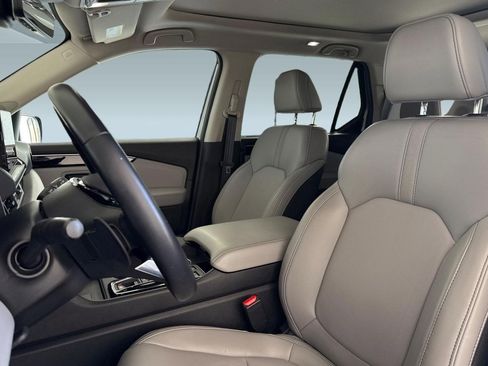 Certified 2025 Honda Pilot Touring image 21