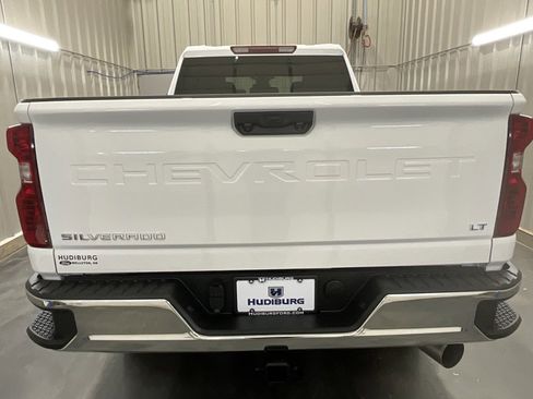 Used 2025 Chevrolet Silverado 2500 LT w/ Convenience Package image 21
