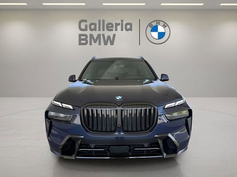 Used 2026 BMW X7 xDrive40i w/ M Sport Package image 5