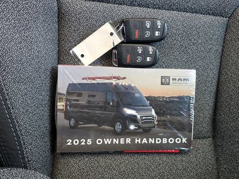 Used 2025 RAM ProMaster 1500 w/ Safety Group FWD image 29