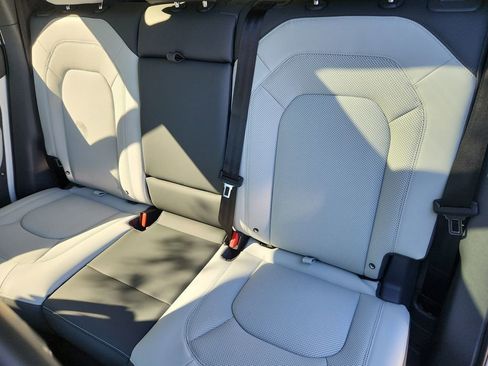 Used 2026 Land Rover Defender 110 S image 23