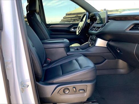 Used 2022 Chevrolet Tahoe LT image 9