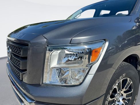 Used 2021 Nissan Titan SV w/ Accessory Utility Package RWD image 10