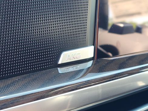 New 2026 Cadillac Escalade Platinum Sport w/ LPO, Floor Liner Package AWD/4WD image 21