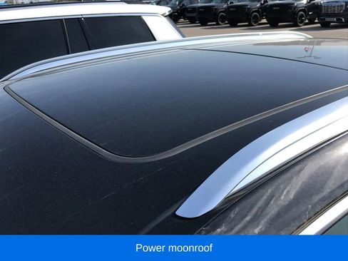 Used 2023 Buick Envision Avenir AWD/4WD image 6