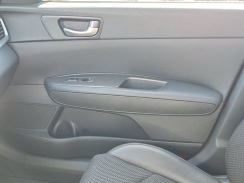 Used 2019 Kia Optima S FWD image 29