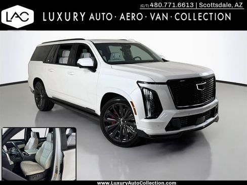 Used 2025 Cadillac Escalade ESV V AWD/4WD image 1