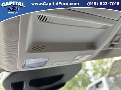 Certified 2022 Ford Escape SE w/ Convenience Package FWD image 32