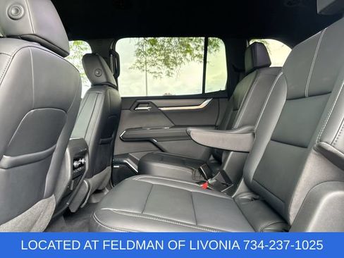 Used 2024 GMC Acadia Elevation w/ Luxury Package FWD image 25