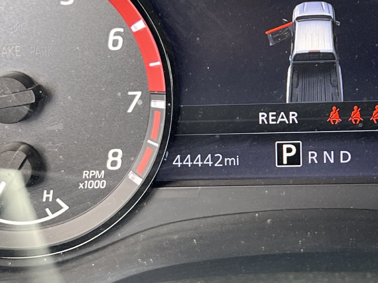 Used 2024 Nissan Frontier PRO-4X w/ Pro Convenience Package AWD/4WD image 8