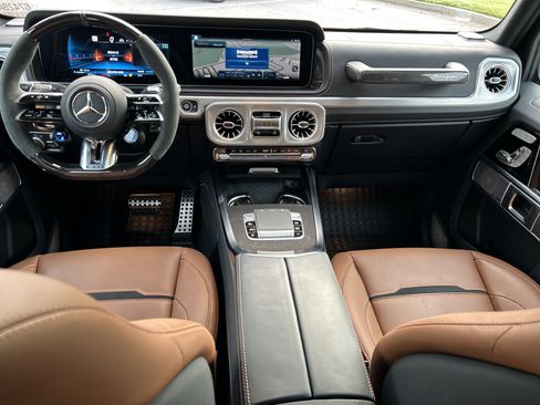 Certified 2025 Mercedes-Benz G 63 AMG 4MATIC image 24