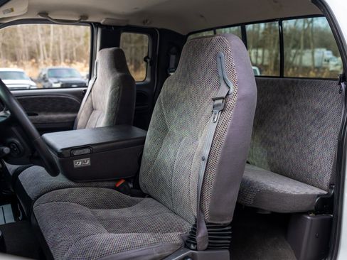 Used 1999 Dodge Ram 3500 Truck 4dr Quad Cab 155 WB DRW 4WD image 35