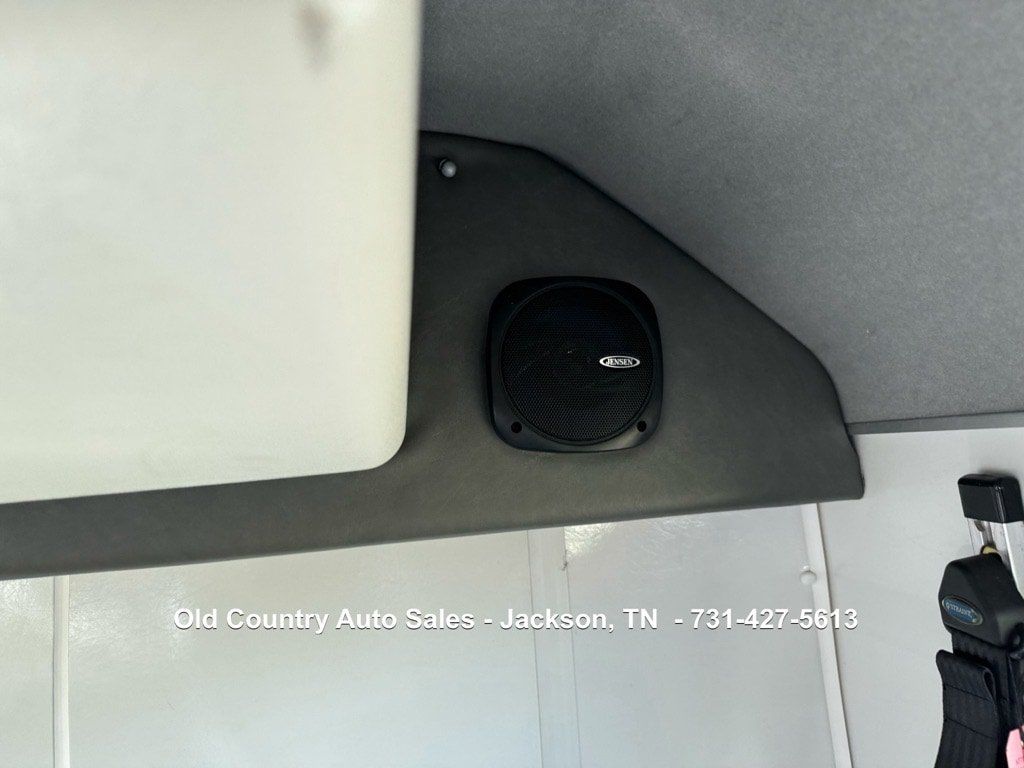 Used 2012 Ford F550 2WD Regular Cab Super Duty w/ Payload Upgrade Pkg image 44