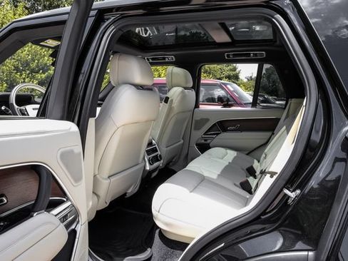 New 2026 Land Rover Range Rover SE AWD/4WD image 47