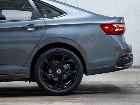 New 2026 Volkswagen Jetta SE image 4