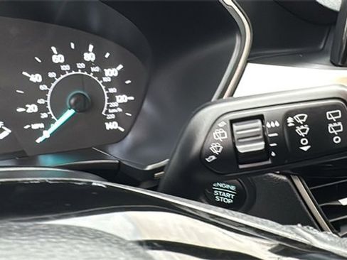 Certified 2022 Ford Escape SEL image 20