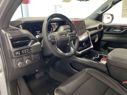 New 2026 GMC Yukon XL Elevation w/ Elevation Premium Package image 17