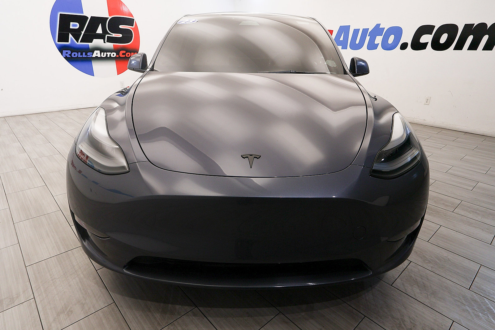 Used 2023 Tesla Model Y AWD image 8