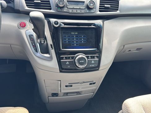 Used 2016 Honda Odyssey SE image 27
