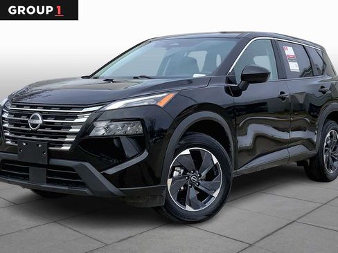 Used 2024 Nissan Rogue SV image 1