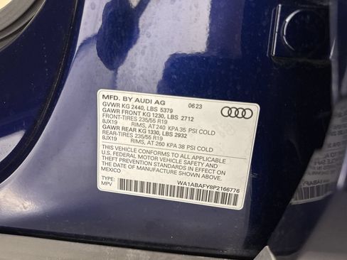 Used 2023 Audi Q5 2.0T Premium w/ Convenience Package AWD/4WD image 39