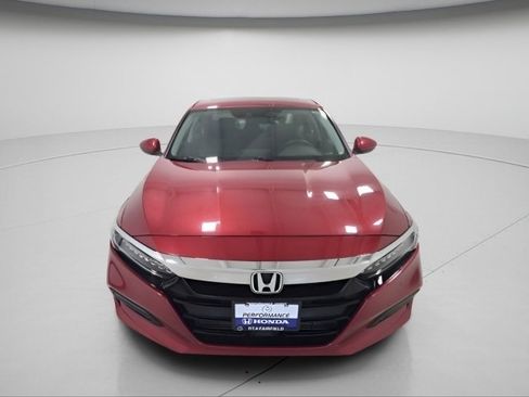 Used 2019 Honda Accord Touring image 8