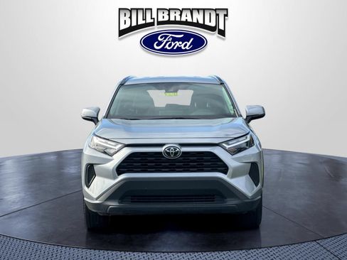 Used 2025 Toyota RAV4 XLE FWD image 8