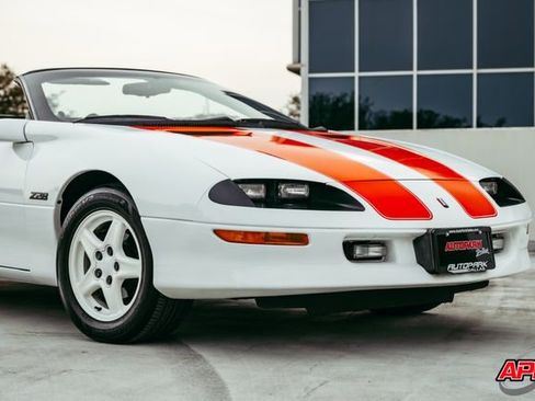Used 1997 Chevrolet Camaro Z28 w/ Preferred Equipment Group 2 image 33